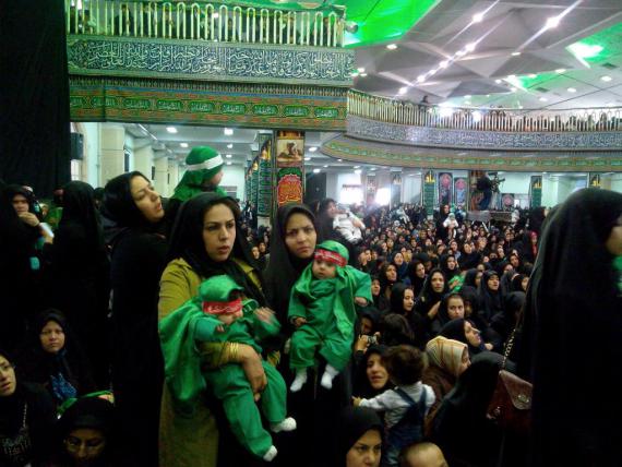  همایش با شکوه شیرخوارگان حسینی در همدان