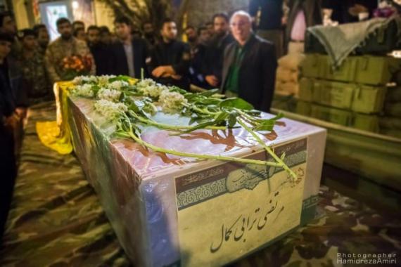 دلنوشته ی دختر شهید مرتضی ترابی کمال در مراسم وداع با پدر + تصاویر