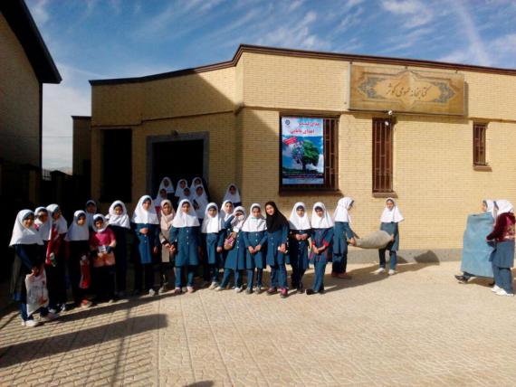 شبنم ها , بازدید دانش آموزان, کتابخانه کوثر همدان, هفته کتاب و کتابخوانی, shabnamha