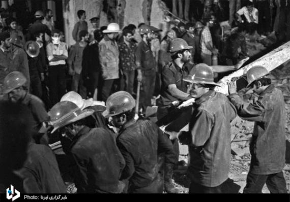  گزارش تصویری,شهدای هفتم تیر,هفت تیر 1360,انفجار بمب,shabnamha.ir,شبنم همدان,afkl ih,شبنم ها