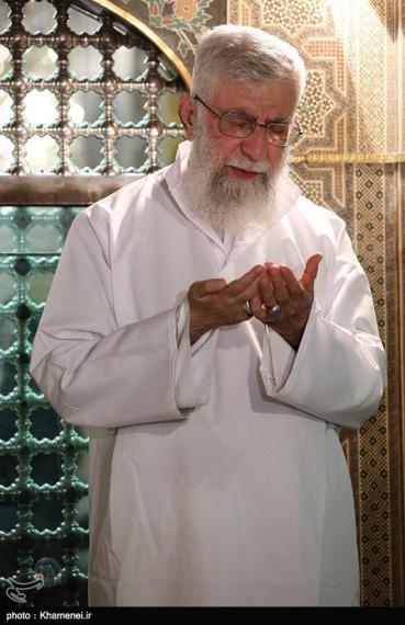 غبارروبی ضریح امام رضا (ع),مشهد,دهه کرامت,رهبر انقلاب,shabnamha.ir,شبنم همدان,afkl ih