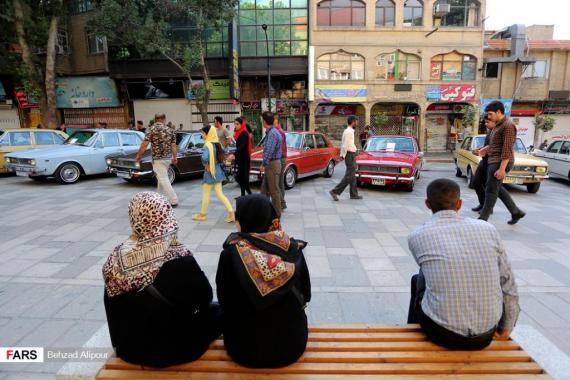 همدان,پیاده راه بوعلی,خودروی کلاسیک,shabnamha.ir,شبنم همدان,afkl ih,شبنم ها
