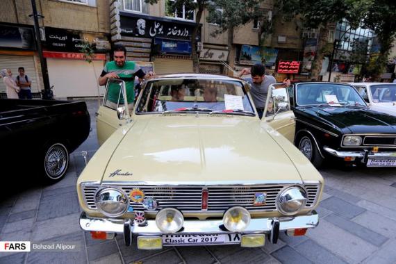 همدان,پیاده راه بوعلی,خودروی کلاسیک,shabnamha.ir,شبنم همدان,afkl ih,شبنم ها