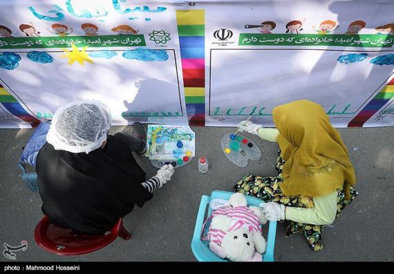 جشنواره نقاشی,طولانی ترین نقاشی کشور‌,اوقات فراغت,shabnamha.ir,شبنم همدان,afkl ih,شبنم ها