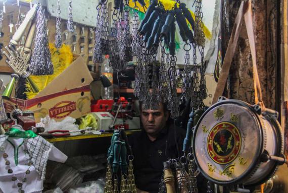 بازار همدان,محرم,عاشورایی,طبل و لباس مشکی,shabnamha.ir,شبنم همدان,afkl ih,شبنم ها