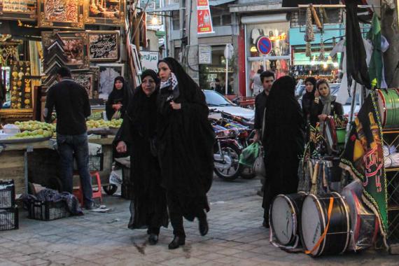 بازار همدان,محرم,عاشورایی,طبل و لباس مشکی,shabnamha.ir,شبنم همدان,afkl ih,شبنم ها