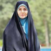 مجری صدا و سیما که دختر نه ساله‌اش هم چادری است 