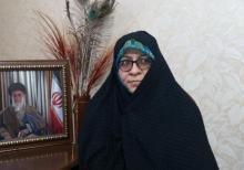 رونمایی از گنج سی و هفت ساله ی بانوی همدانی/ خاطرات انقلاب ارزنده ترین داشته ها رونمایی از گنج سی و هفت ساله ی بانوی همدانی/ خاطرات انقلاب ارزنده ترین داشته ها