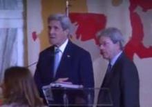 فریاد یک خبرنگار زن بر سر جان کری+عکس