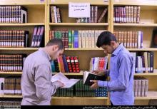 رهبر انقلاب,آیت الله خامنه ای,اهدای کتاب,کتابخانه مسجد ابوذر,shabnamha.ir,شبنم همدان,afkl ih,شبنم ها
