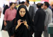 استفاده ناصحیح از شبکه های اجتماعی تحدیدی بر روی عفاف و حجاب دختران است استفاده ناصحیح از شبکه های اجتماعی تحدیدی بر روی عفاف و حجاب دختران است